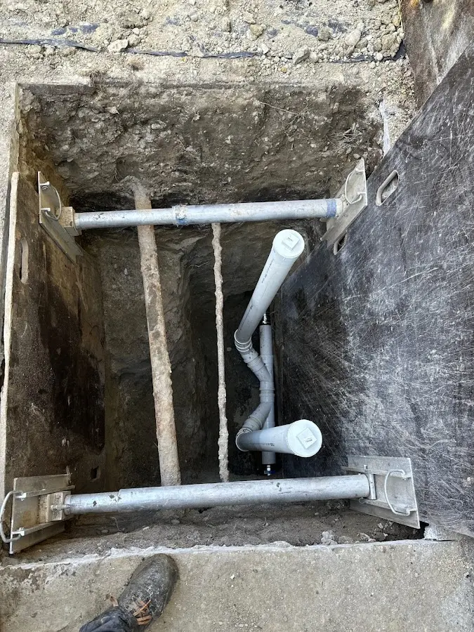 Experienced plumber completing Backflow Testing work in Haiku-Pauwela
